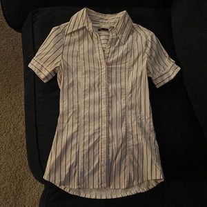 White and blue short sleeve pinstripe button down top, size small